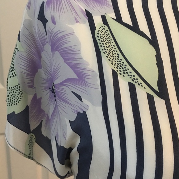 🚫 SOLD 🚫 Petticoat Alley Artsy Silk Tunic Top - Picture 12 of 15